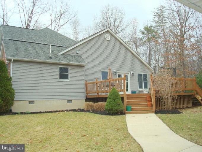 4580 Wilkerson Road Brandywine, MD 20613 - Photo 19 of 26 Deck