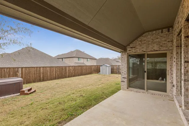 $2,450 | 300 Navo Road, Little Elm, TX 75068