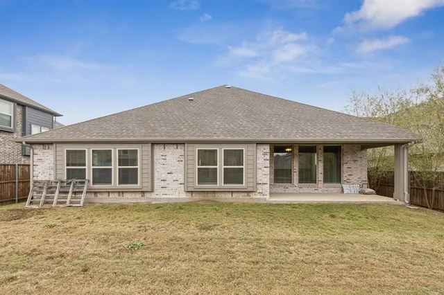 $2,450 | 300 Navo Road, Little Elm, TX 75068