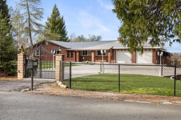 $599,000 | 8641 Redbank Road, Redding, CA 96001