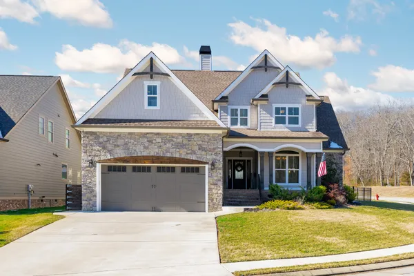 $659,900 | 2329 Weeping Willow Drive, Ooltewah, TN 37363
