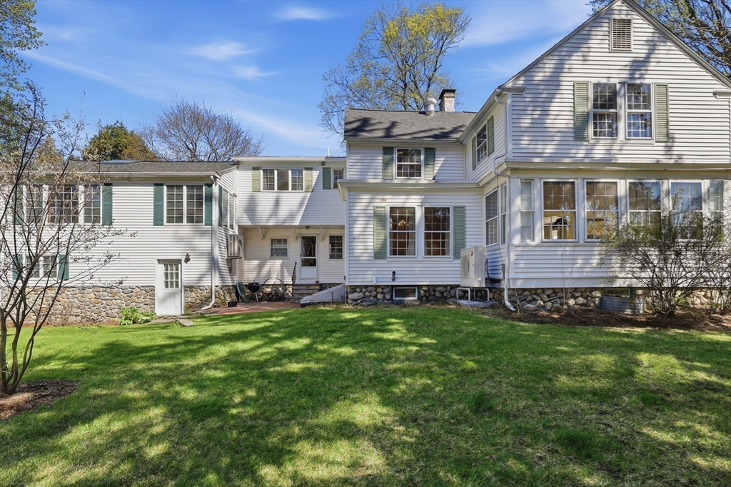 24 Spring Street Shrewsbury, MA 01545 - Photo 36 of 41 Gallery Image 36