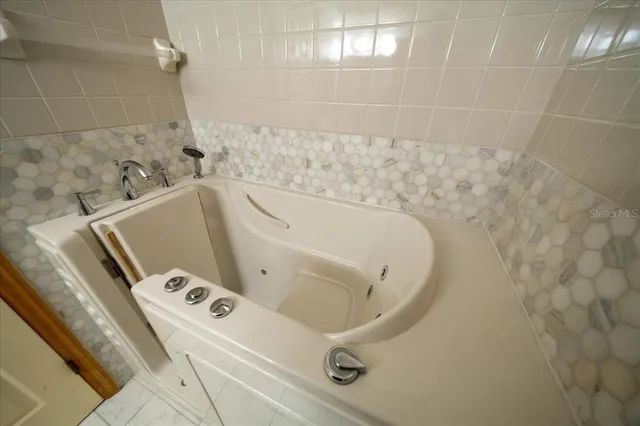 $169,500 | 8431 Southwest 93rd Place, Unit A, Ocala, FL 34481