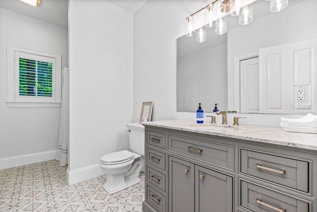 11 Booth Hill Road, Unit 11 Scituate, MA 02066 - Photo 13 of 42 Gallery Image 13