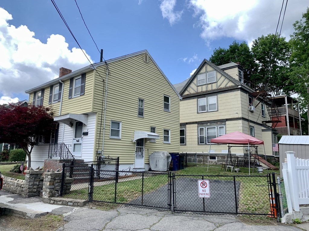 2 Delore Circle Boston, MA 02131 - Photo 4 of 29