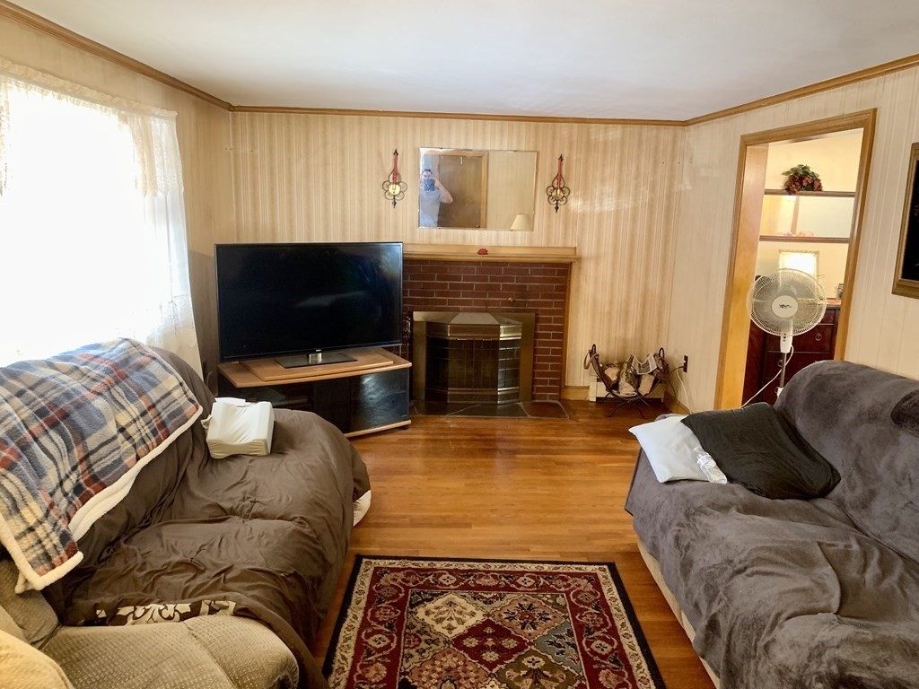 2 Delore Circle Boston, MA 02131 - Photo 6 of 29