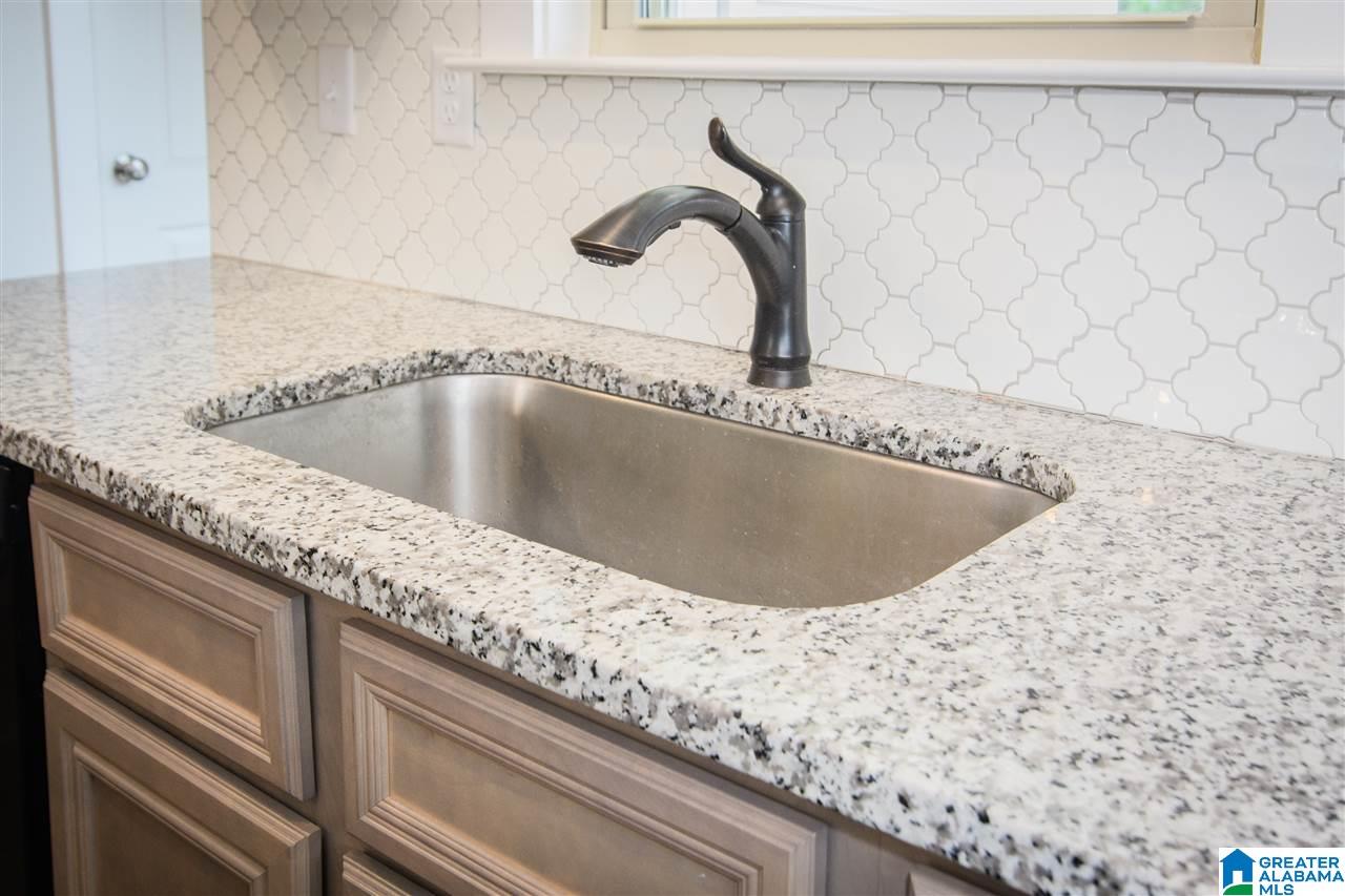 612 Grayson Place Chelsea, AL 35043 - Photo 12 of 39