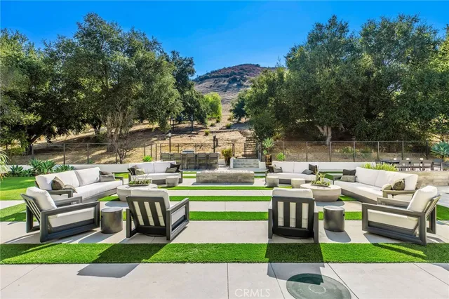 $3,500,000 | 207 Saddlebow Road, Bell Canyon, CA 91307
