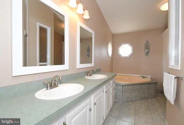 $265,000 | 29 Williams Way, Sellersville, PA 18960