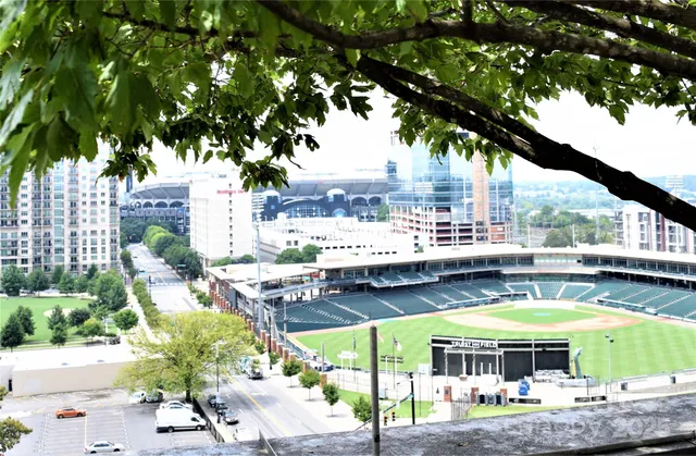 $2,595 | 333 West Trade Street, Unit 1101, Charlotte, NC 28202