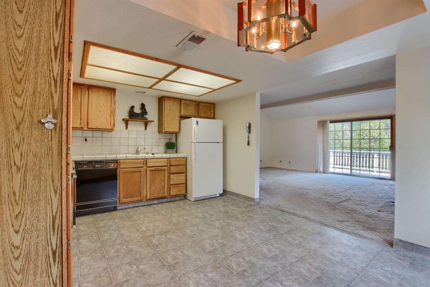 40502 Saddleback Road Bass Lake, CA 93604 - Photo 16 of 34 Gallery Image 16