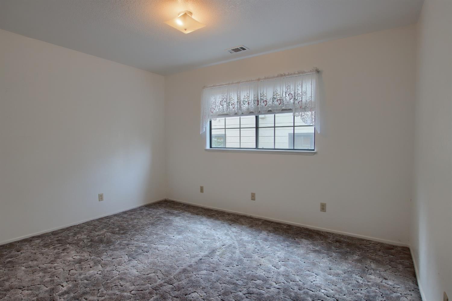 40502 Saddleback Road Bass Lake, CA 93604 - Photo 24 of 34 Bedroom Upper Level