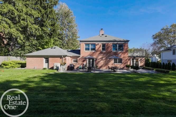 15 Provencal Road Grosse Pointe Farms, MI 48236 - Photo 43 of 50
