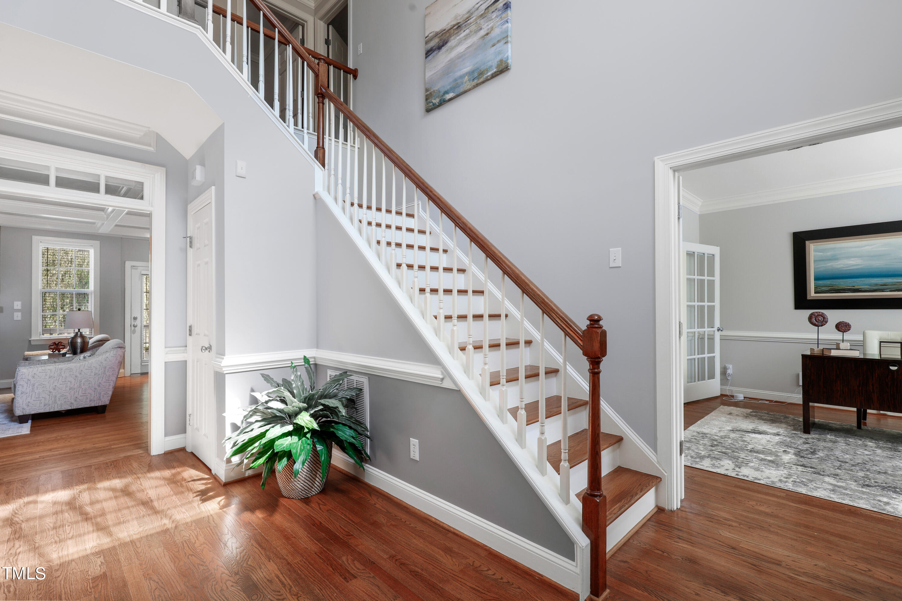 1420 Crete Drive Raleigh, NC 27606 - Photo 5 of 57 6