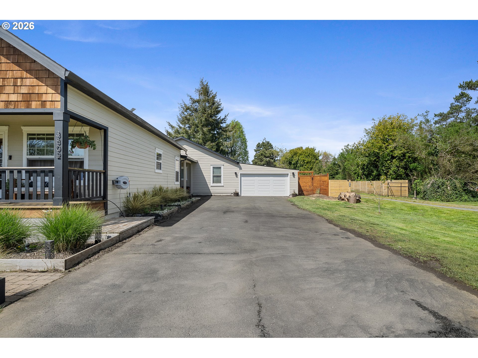 3802 Maple Lane Tillamook, OR 97141 - Photo 4 of 33