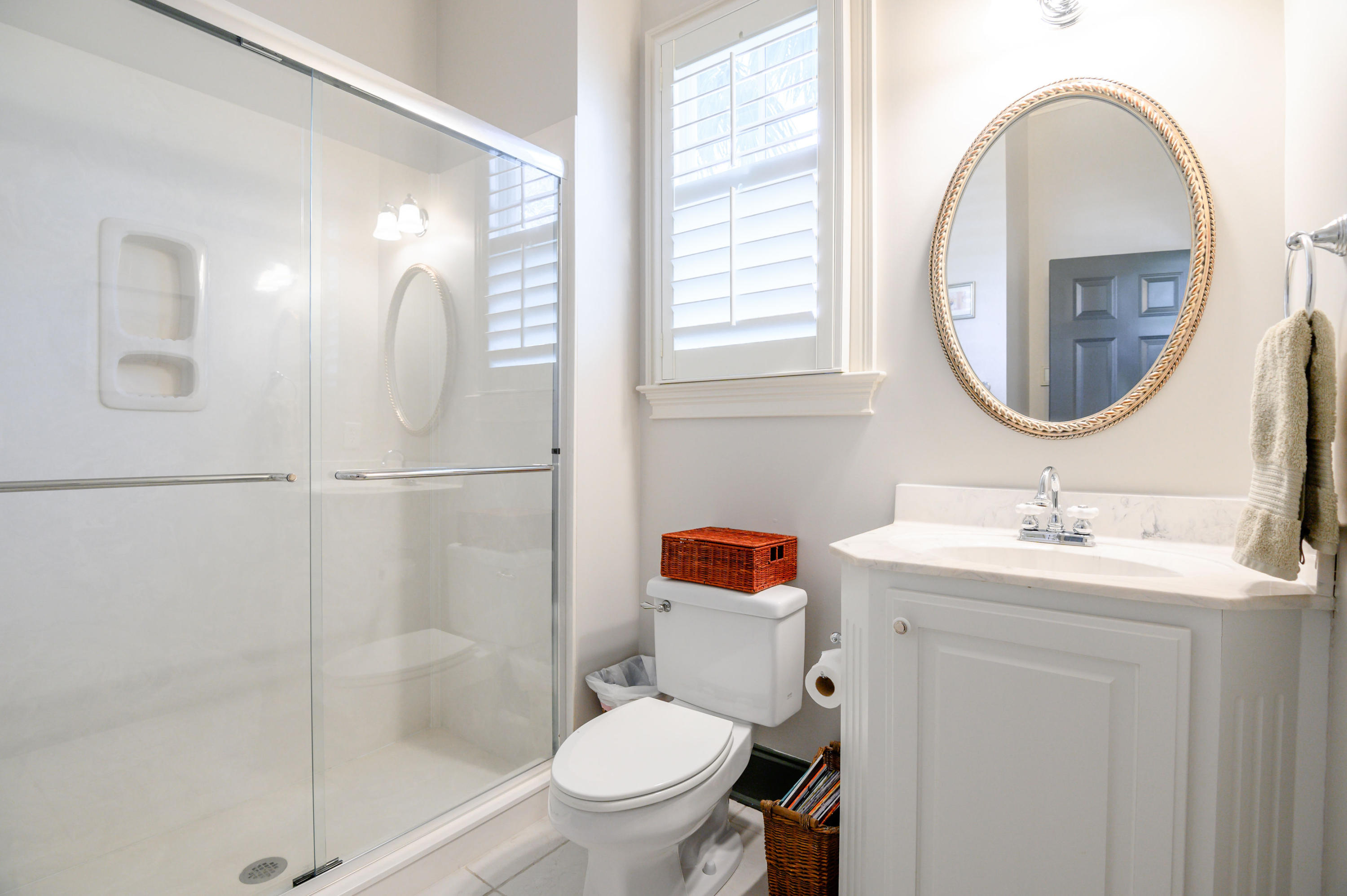 310 Pilots Point Mount Pleasant, SC 29464 - Photo 27 of 51 En Suite Guest Bath