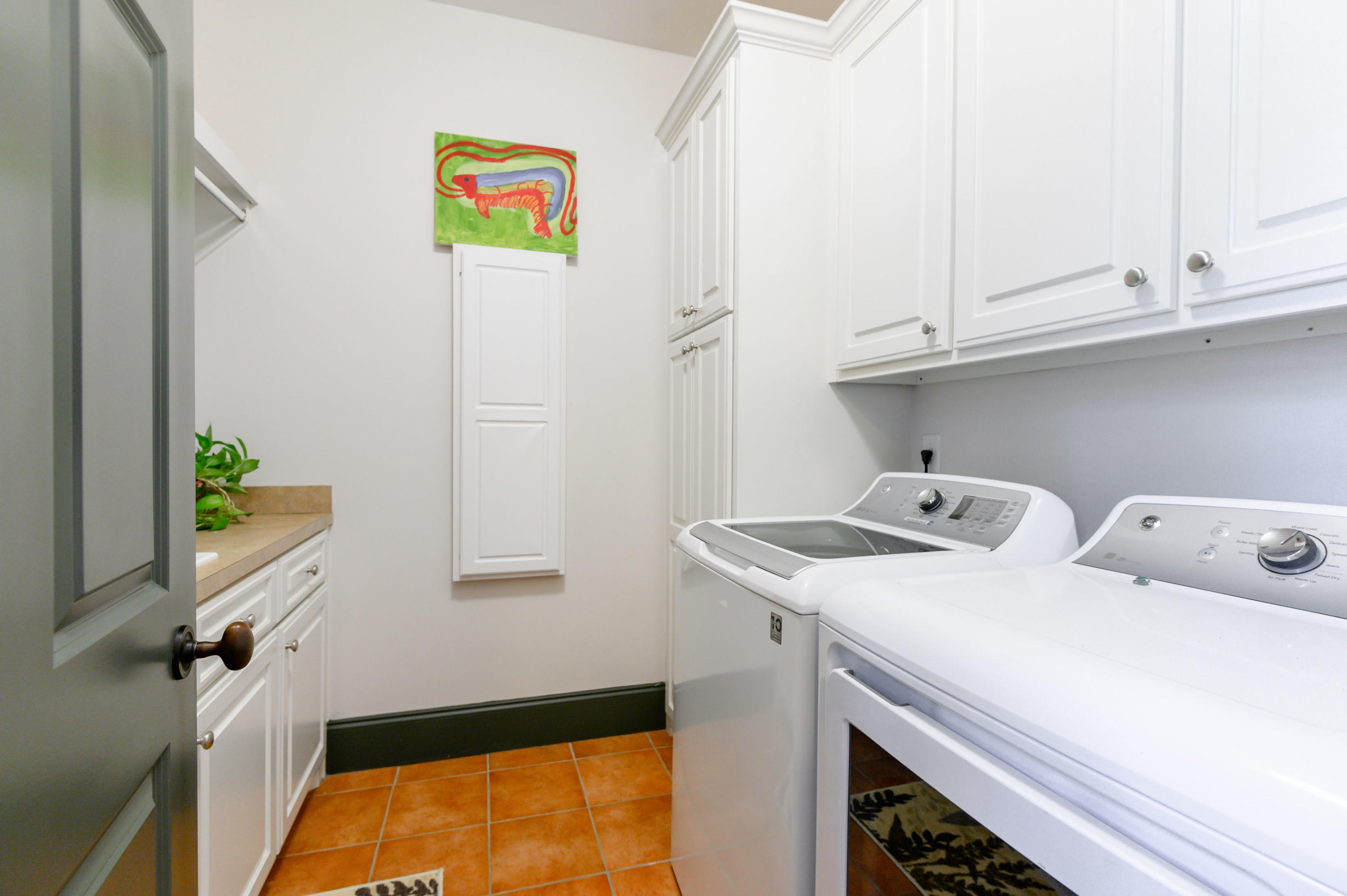 310 Pilots Point Mount Pleasant, SC 29464 - Photo 34 of 51 Laundry Room
