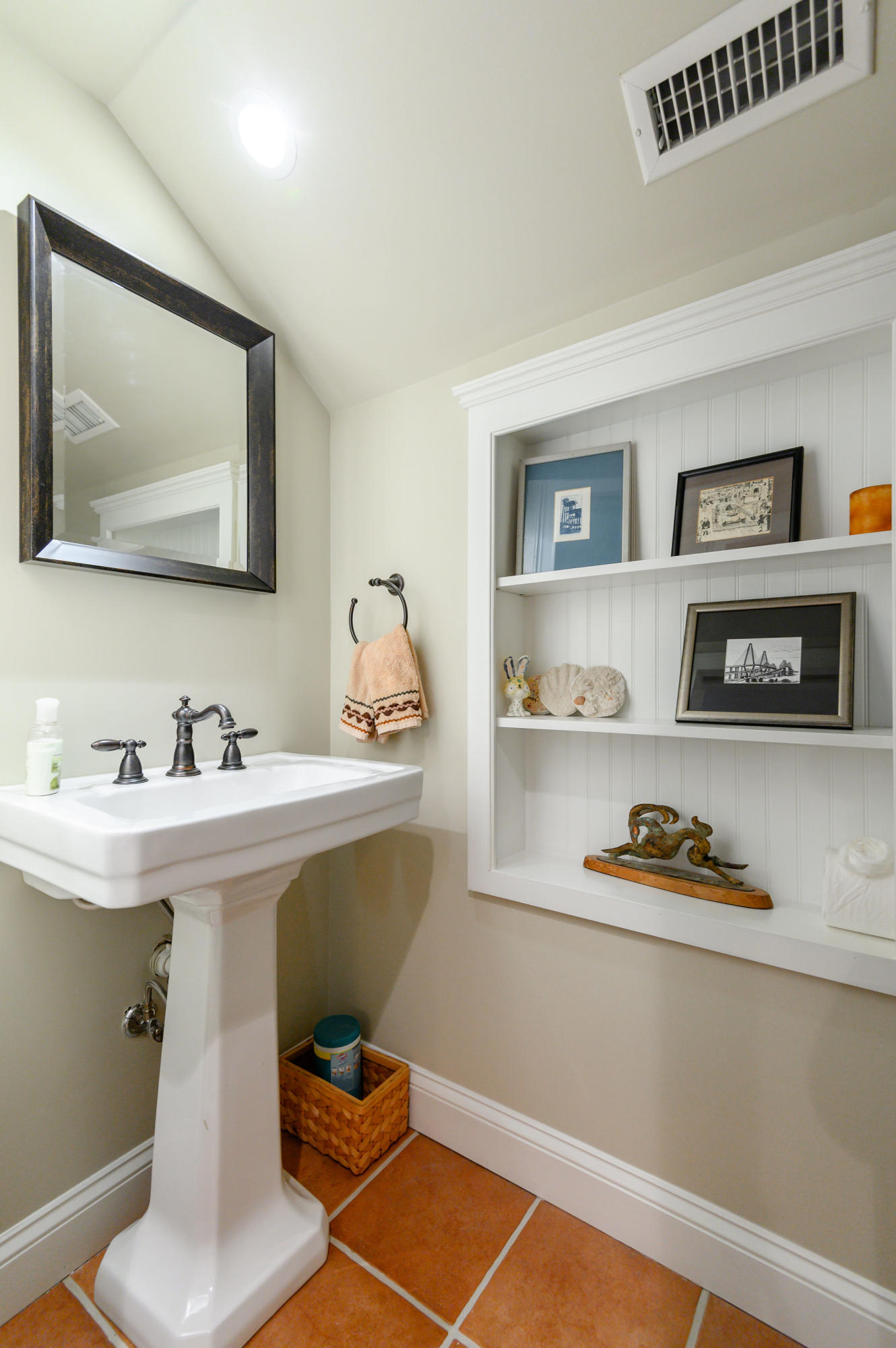 310 Pilots Point Mount Pleasant, SC 29464 - Photo 39 of 51 Powder Room