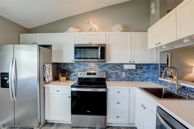 $242,000 | 5725 Pelican Pointe Drive, Unit 4, Sebastian, FL 32958