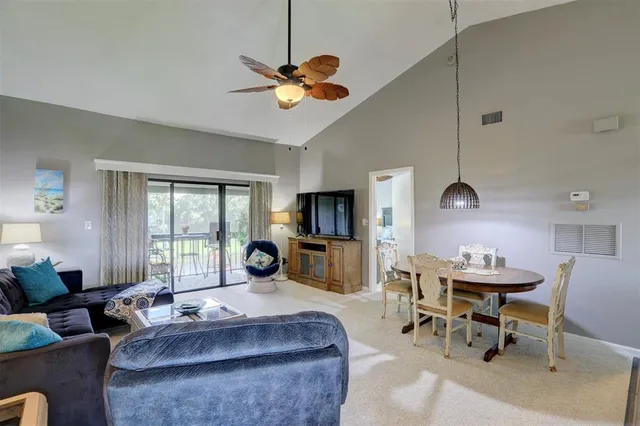 $242,000 | 5725 Pelican Pointe Drive, Unit 4, Sebastian, FL 32958