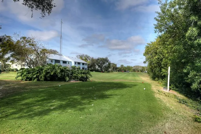 $242,000 | 5725 Pelican Pointe Drive, Unit 4, Sebastian, FL 32958