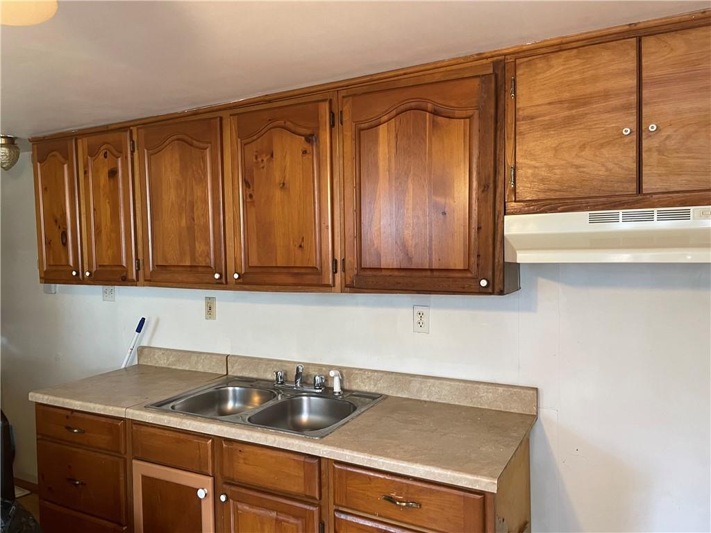 27 Chestnut Street Heilwood, PA 15745 - Photo 12 of 35