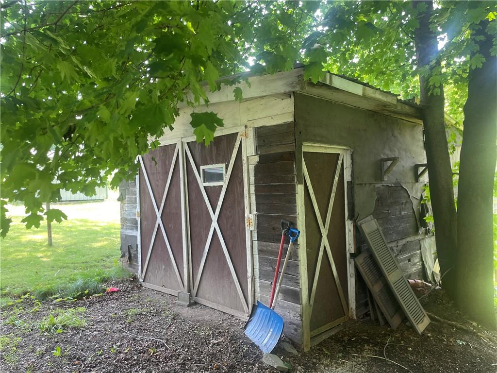 27 Chestnut Street Heilwood, PA 15745 - Photo 33 of 35