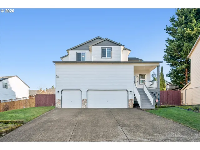 $625,000 | 16912 Southeast Maduros Court, Damascus, OR 97089