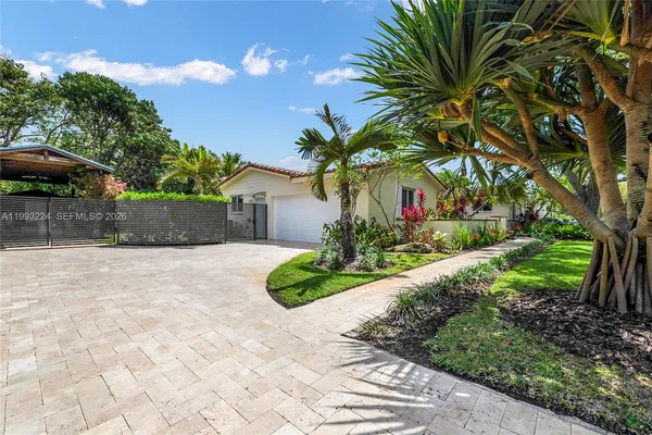 $1,049,900 | 17071 Southwest 86th Avenue, Palmetto Bay, FL 33157