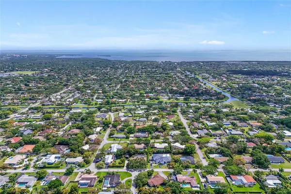 $1,049,900 | 17071 Southwest 86th Avenue, Palmetto Bay, FL 33157