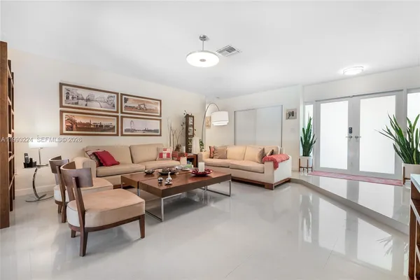 $1,049,900 | 17071 Southwest 86th Avenue, Palmetto Bay, FL 33157