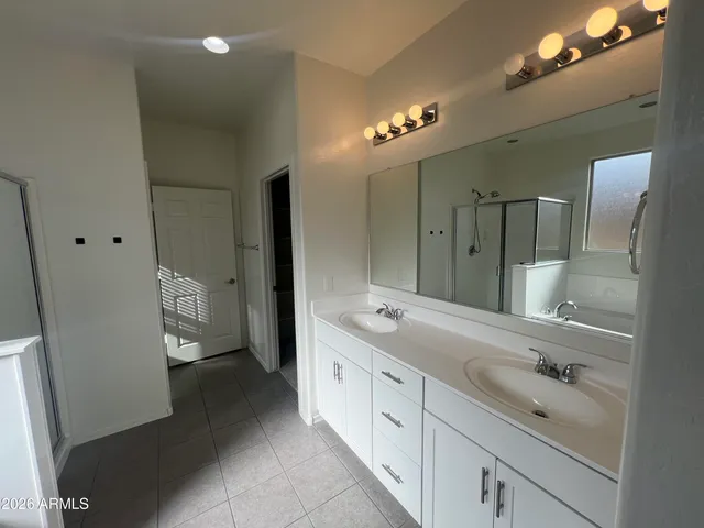 $2,300 | 739 North 156th Lane, Goodyear, AZ 85338