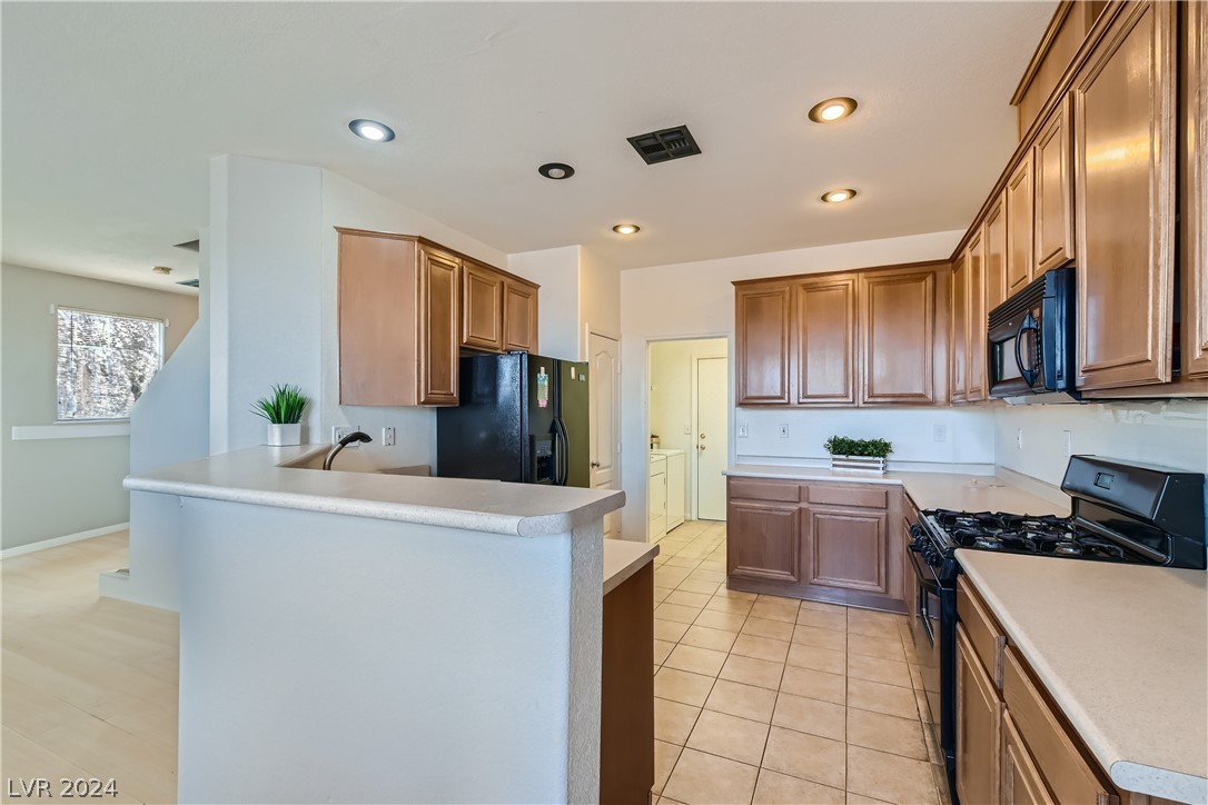 9113 Ripple Ridge Avenue, Unit 102 Las Vegas, NV 89149 - Photo 15 of 45