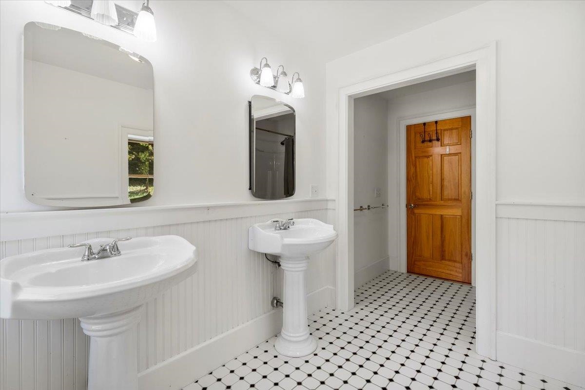 130 Ipan Road Shaftsbury, VT 05257 - Photo 19 of 32