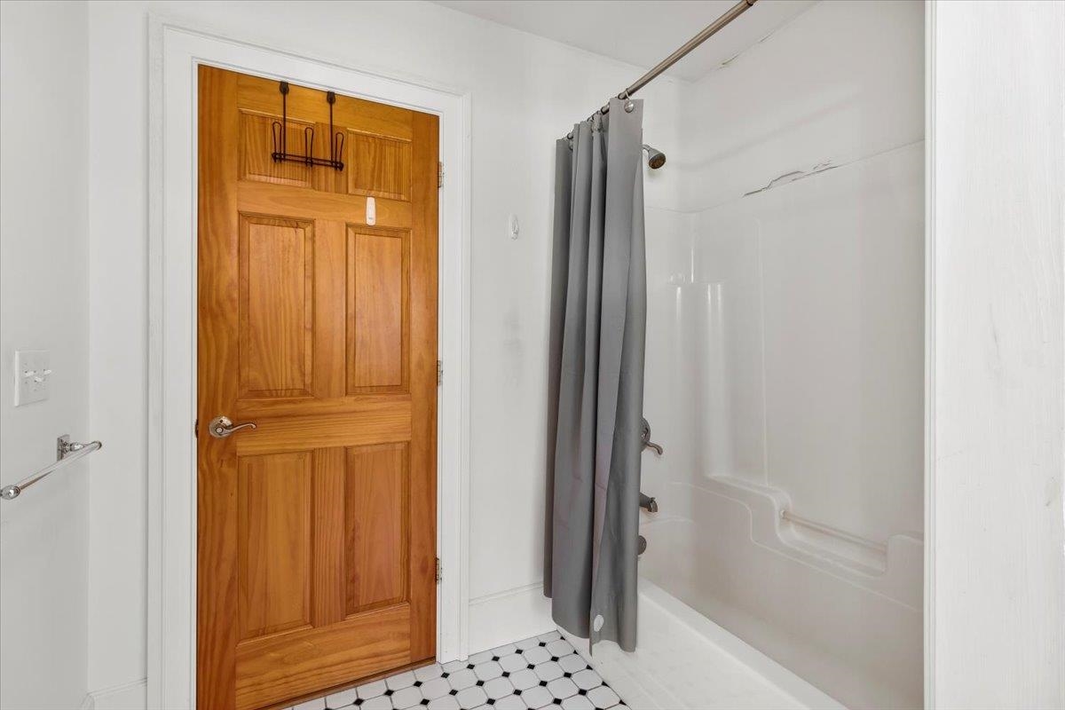 130 Ipan Road Shaftsbury, VT 05257 - Photo 25 of 32