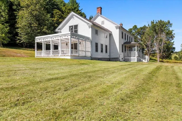 $795,000 | 130 Ipan Road, Shaftsbury, VT 05257