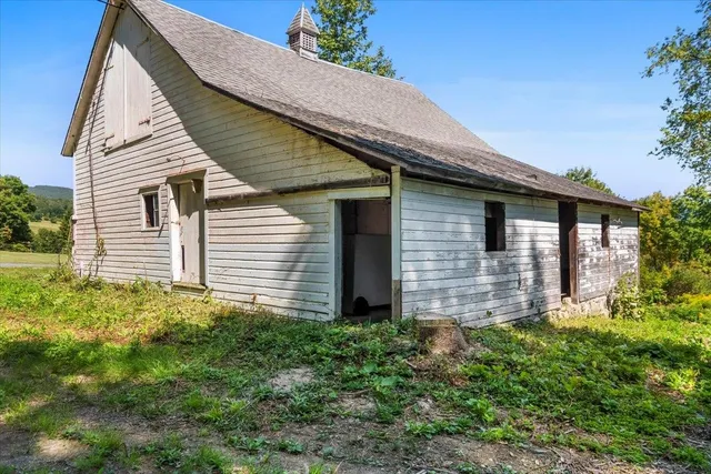 $795,000 | 130 Ipan Road, Shaftsbury, VT 05257