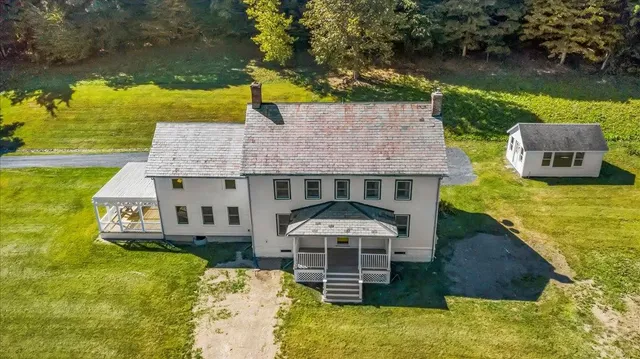 $795,000 | 130 Ipan Road, Shaftsbury, VT 05257