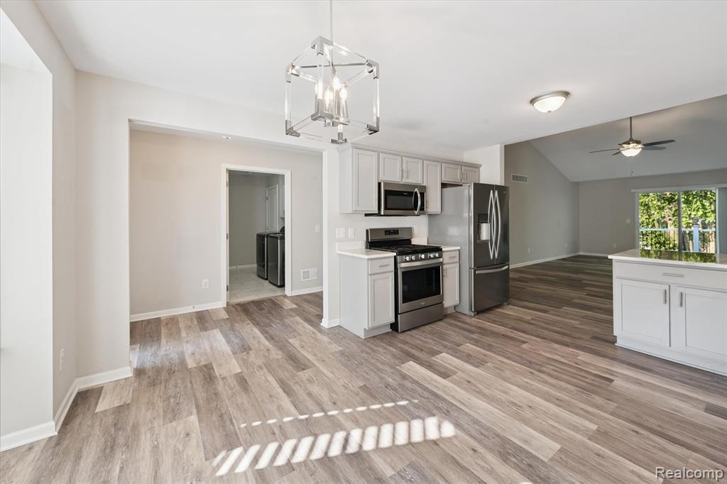 816 Nelson's Ridge Drive Howell, MI 48843 - Photo 11 of 36