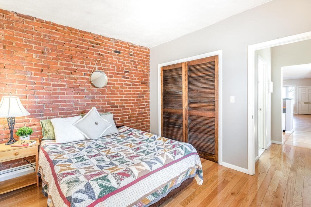 137 Sutherland Road, Unit A Boston, MA 02135 - Photo 10 of 17 Gallery Image 10