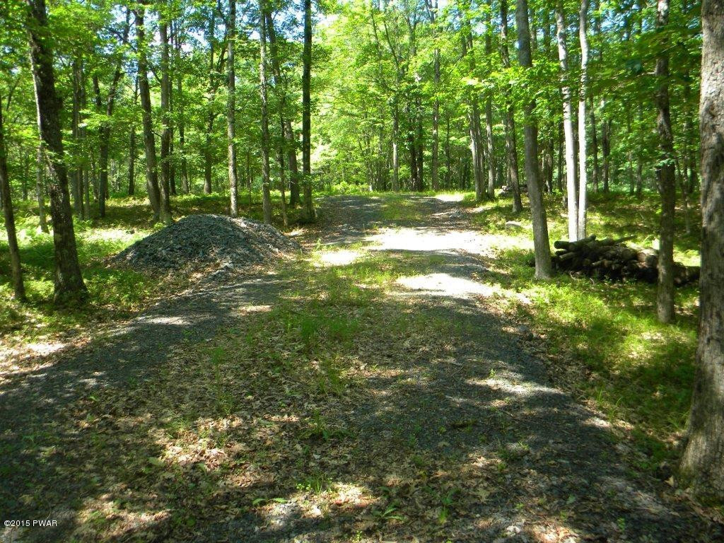 193 Deer Run Road Hawley, PA 18428 - Photo 10 of 17