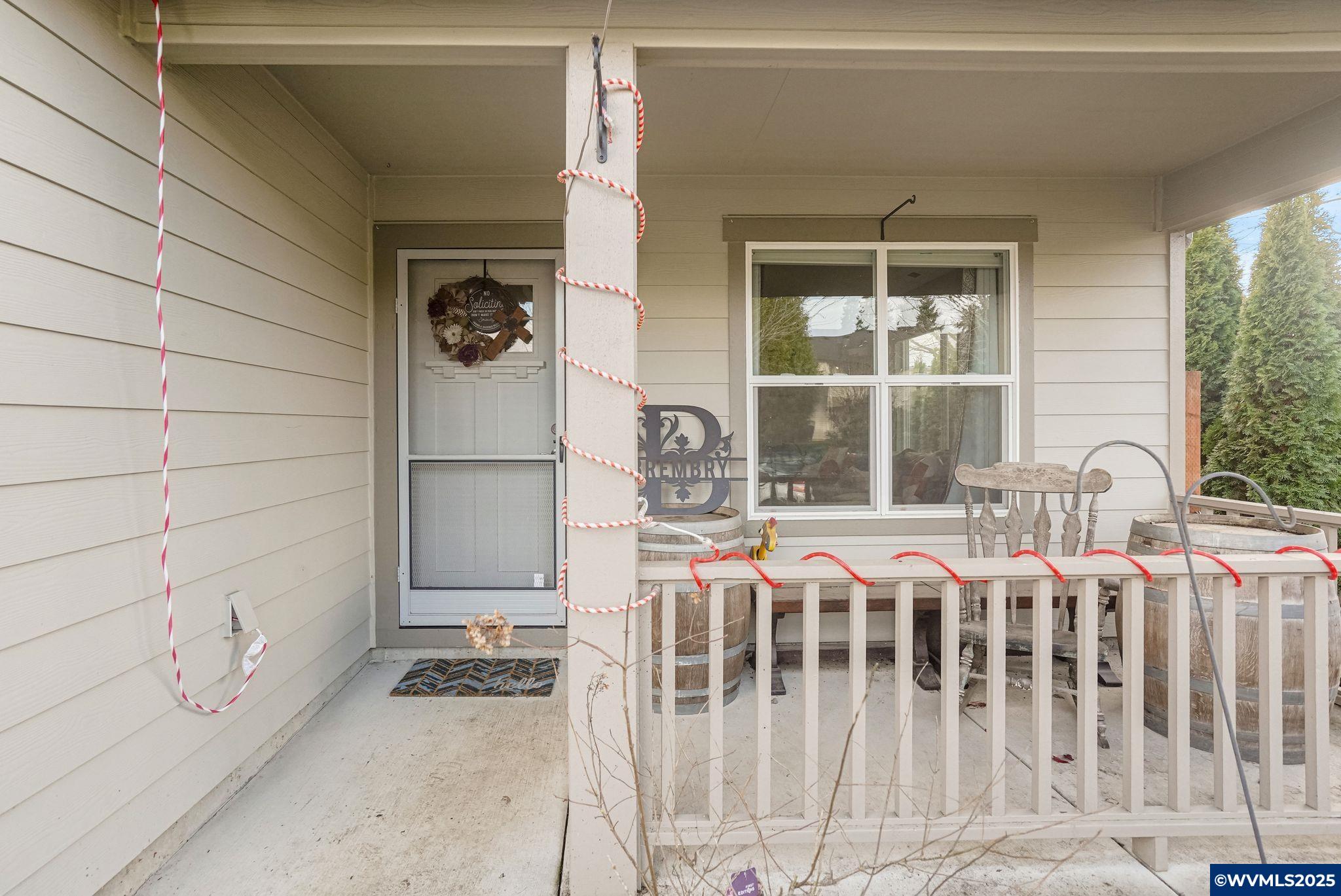 1503 Southeast Jonathan Avenue Dallas, OR 97338 - Photo 4 of 39