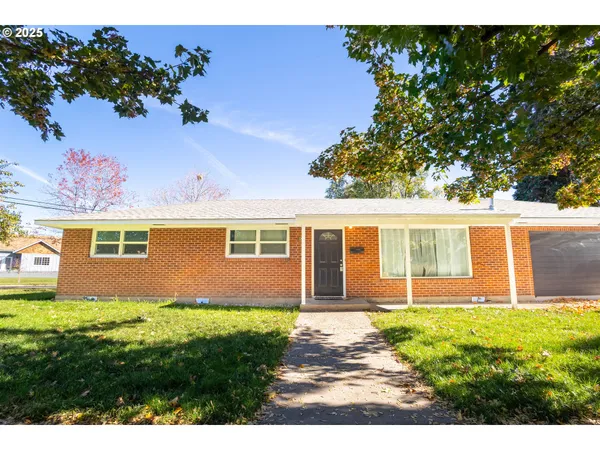 $348,000 | 1009 13th Street, La Grande, OR 97850