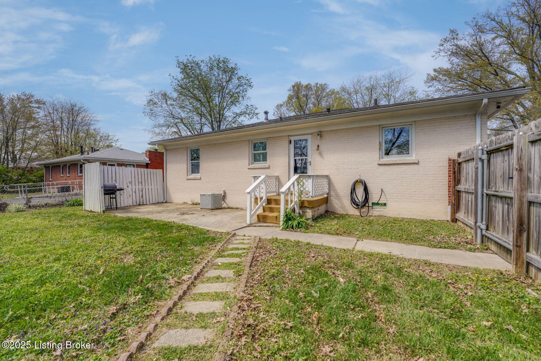 8509 Robbins Road Louisville, KY 40258 - Photo 19 of 24 photo_online_019