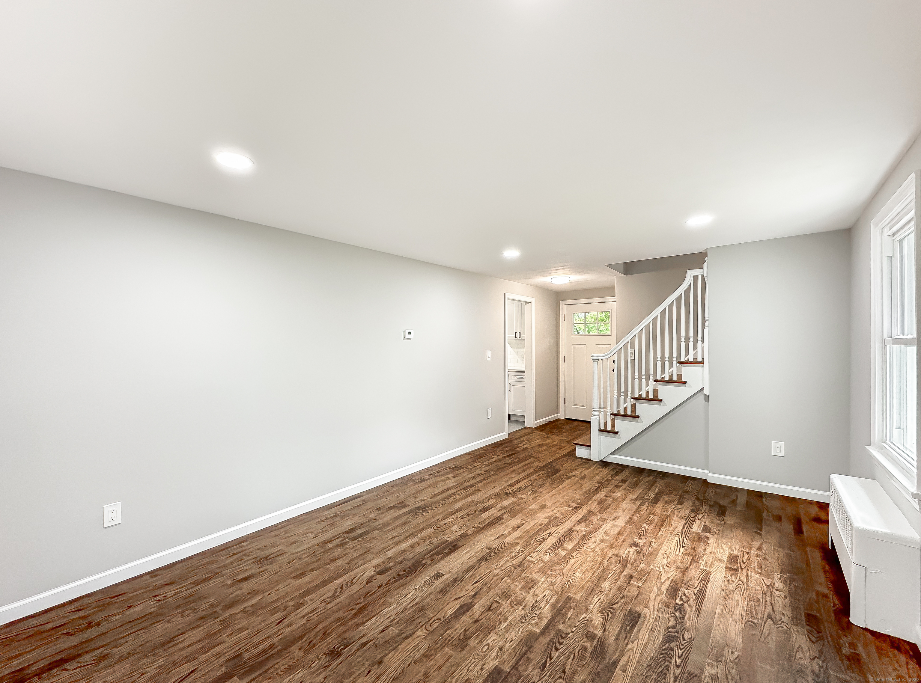 85 Cold Spring Circle Naugatuck, CT 06770 - Photo 4 of 13