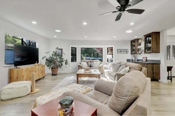 $825,000 | 11228 Marten Court, Penn Valley, CA 95946