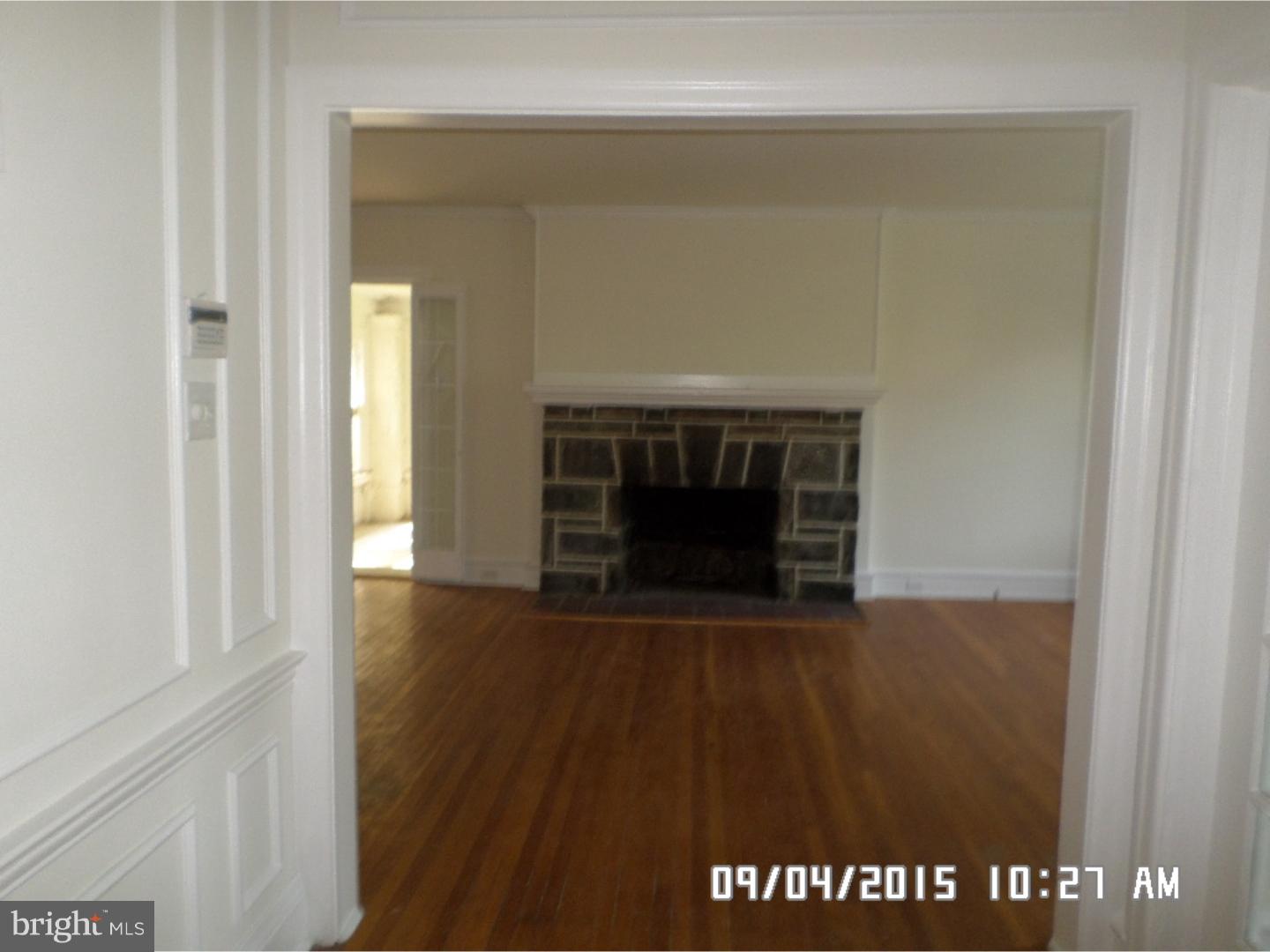 7015 Hilltop Road Upper Darby, PA 19082 - Photo 3 of 25