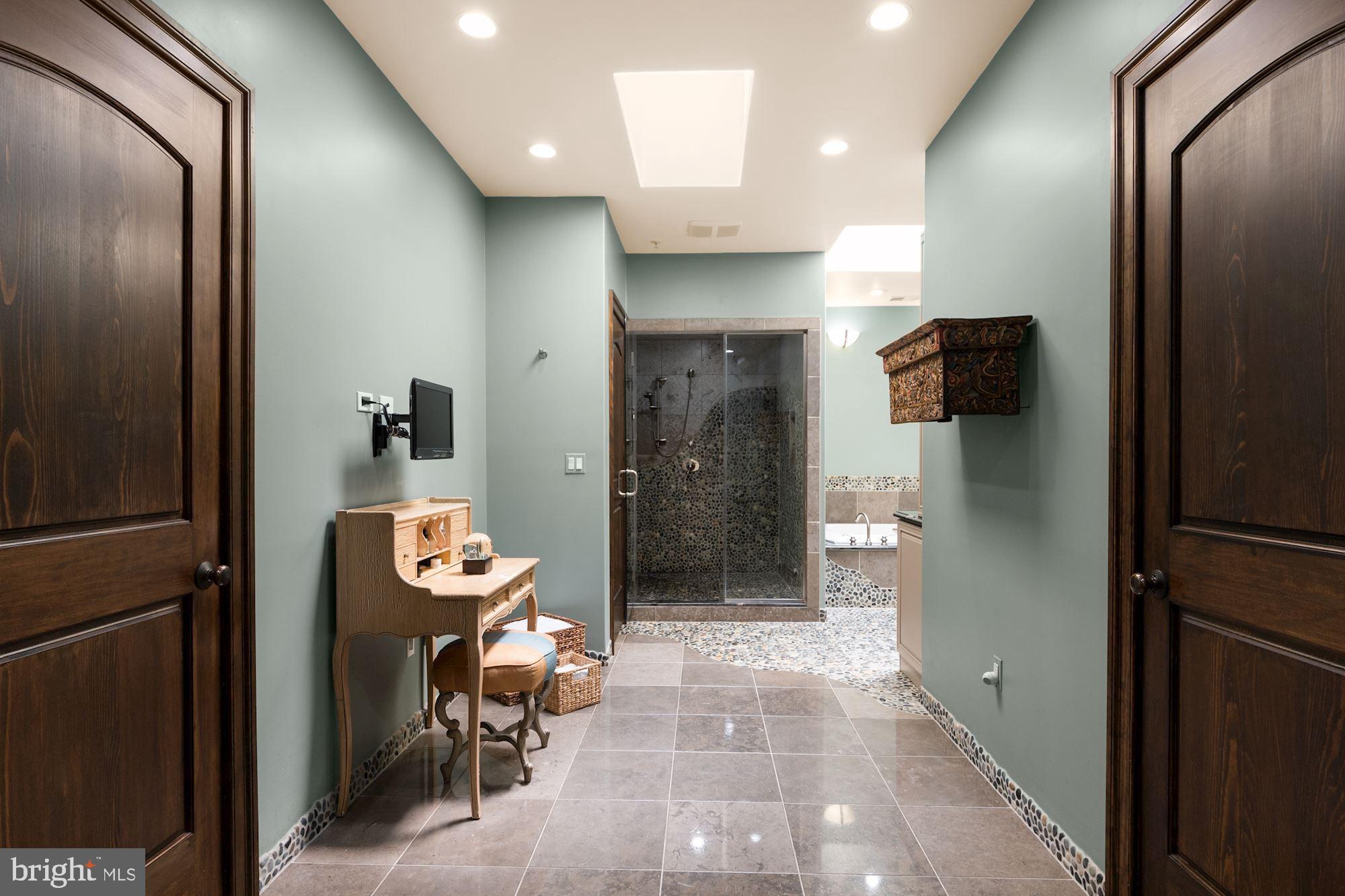 7400 Nevis Road Bethesda, MD 20817 - Photo 26 of 47 a view of a hallway with seating area