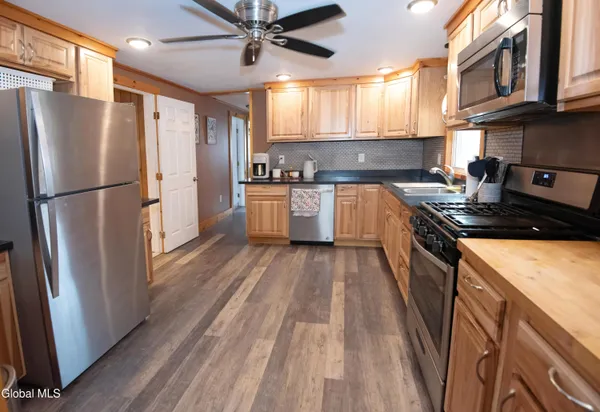 $364,500 | 11 Continental Drive, Schroon Lake, NY 12870