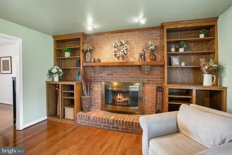 $745,000 | 11946 Ropp Lane, Lovettsville, VA 20180